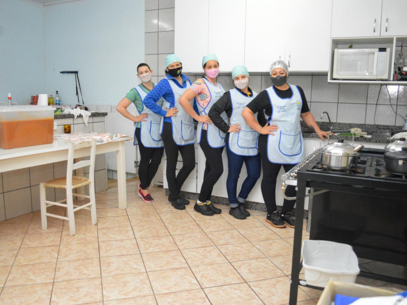 MACARRONADA DO LIONS CLUBE CAMPOS NOVOS - Foto 2 de 6