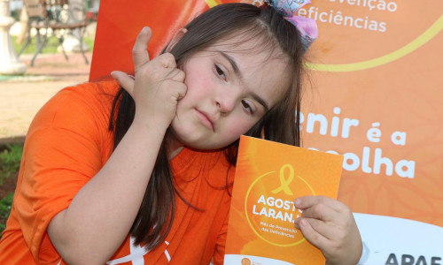 APAE leva conhecimento para prevenir as deficiências APAE leva conhecimento para prevenir as deficiências