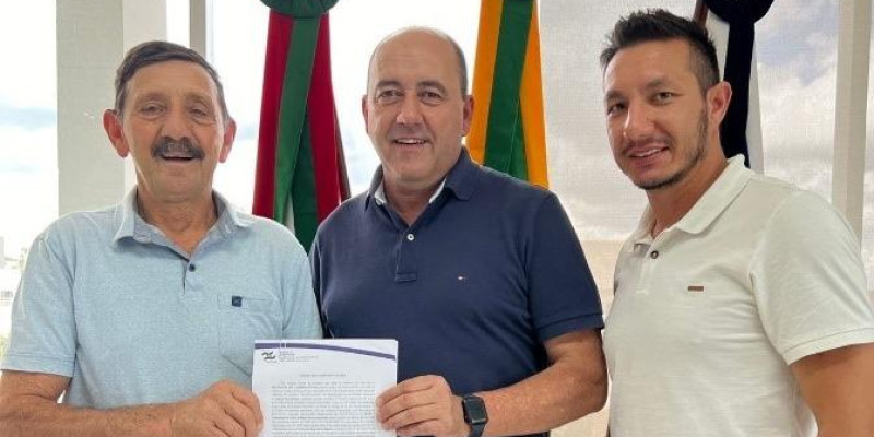 Assinatura de termo de fomento MROSC Assinatura de termo de fomento MROSC